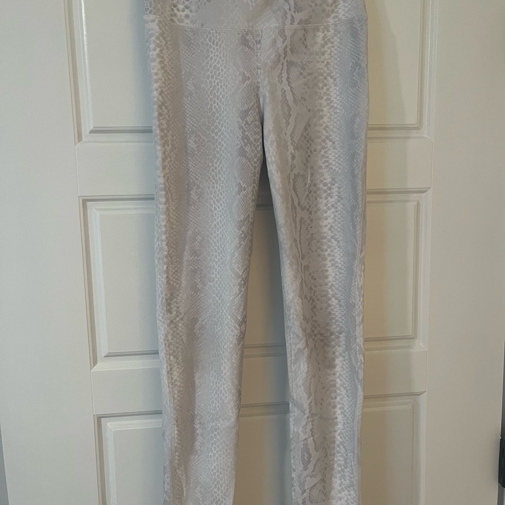 Gray Snakeskin Print leggings
